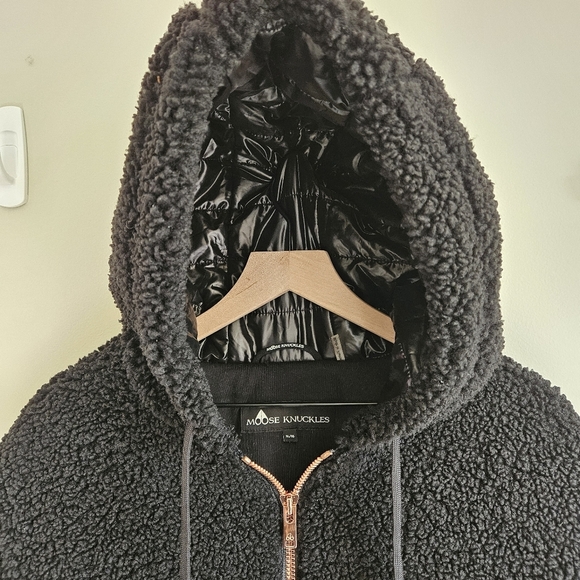Moose Knuckles Black Full Zip Hooded Sherpa Coat - Picture 3 of 16